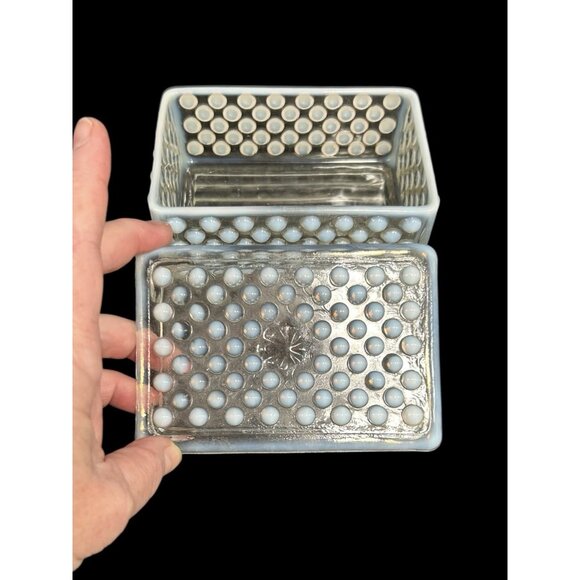Vtg. Fenton Moonstone Hobnail Trinket Cigarette Vanity Box & Lid Opalescent - Picture 3 of 9